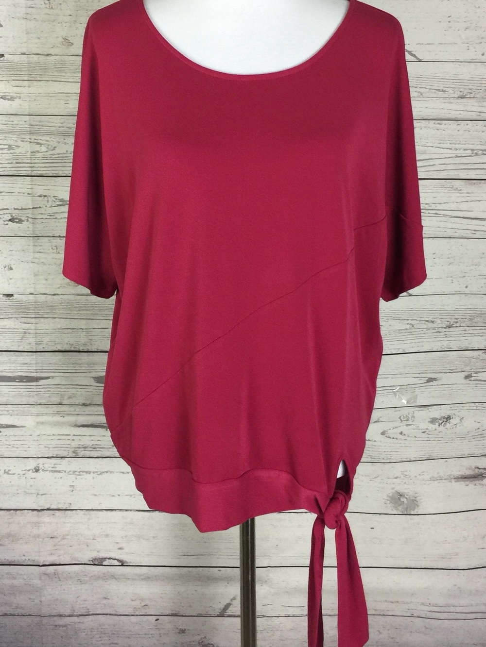Jules & Leopold Red Short Sleeve Round Neck Tie Front Top Size XL NWT